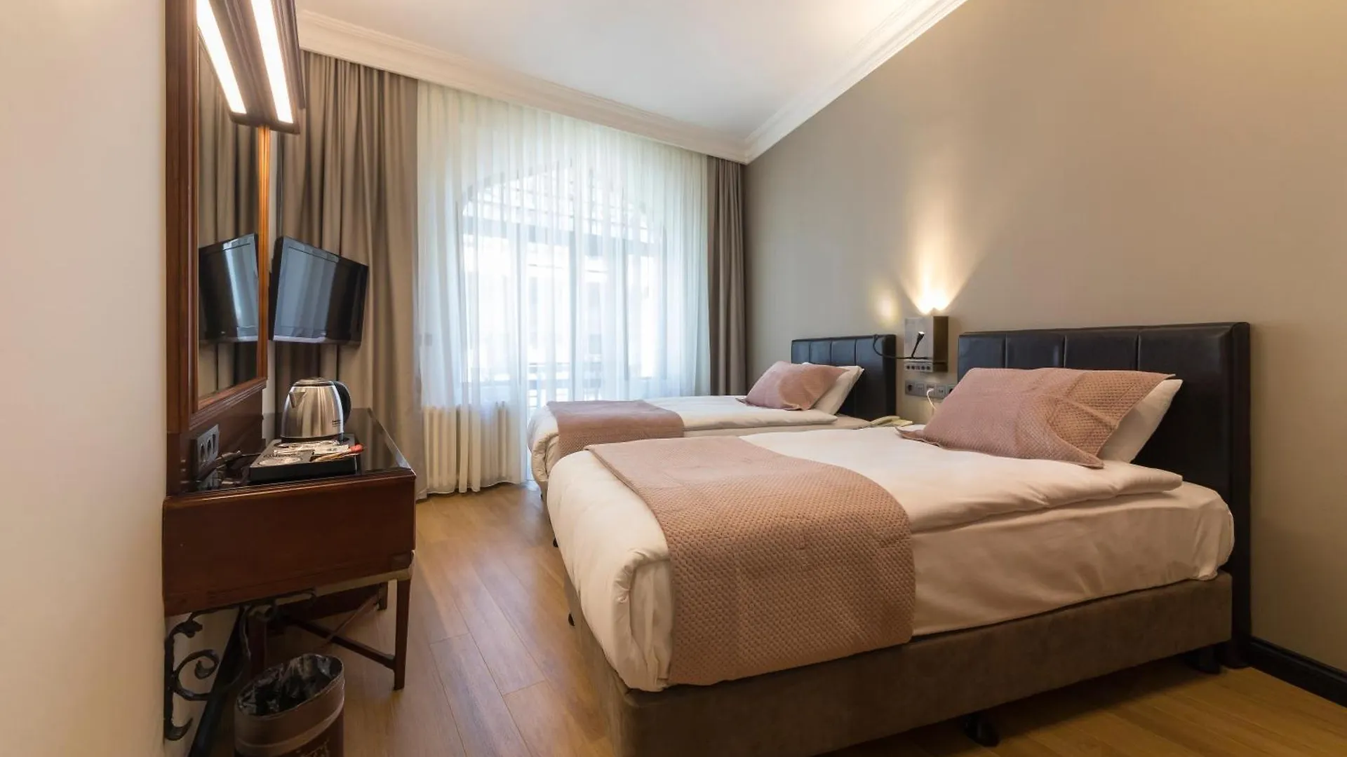 Vardar Palace Hotel - Special Category Istanbul