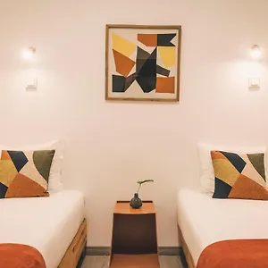 https://walkin-sodre-guest-house.hotels-lisbon-portugal.com