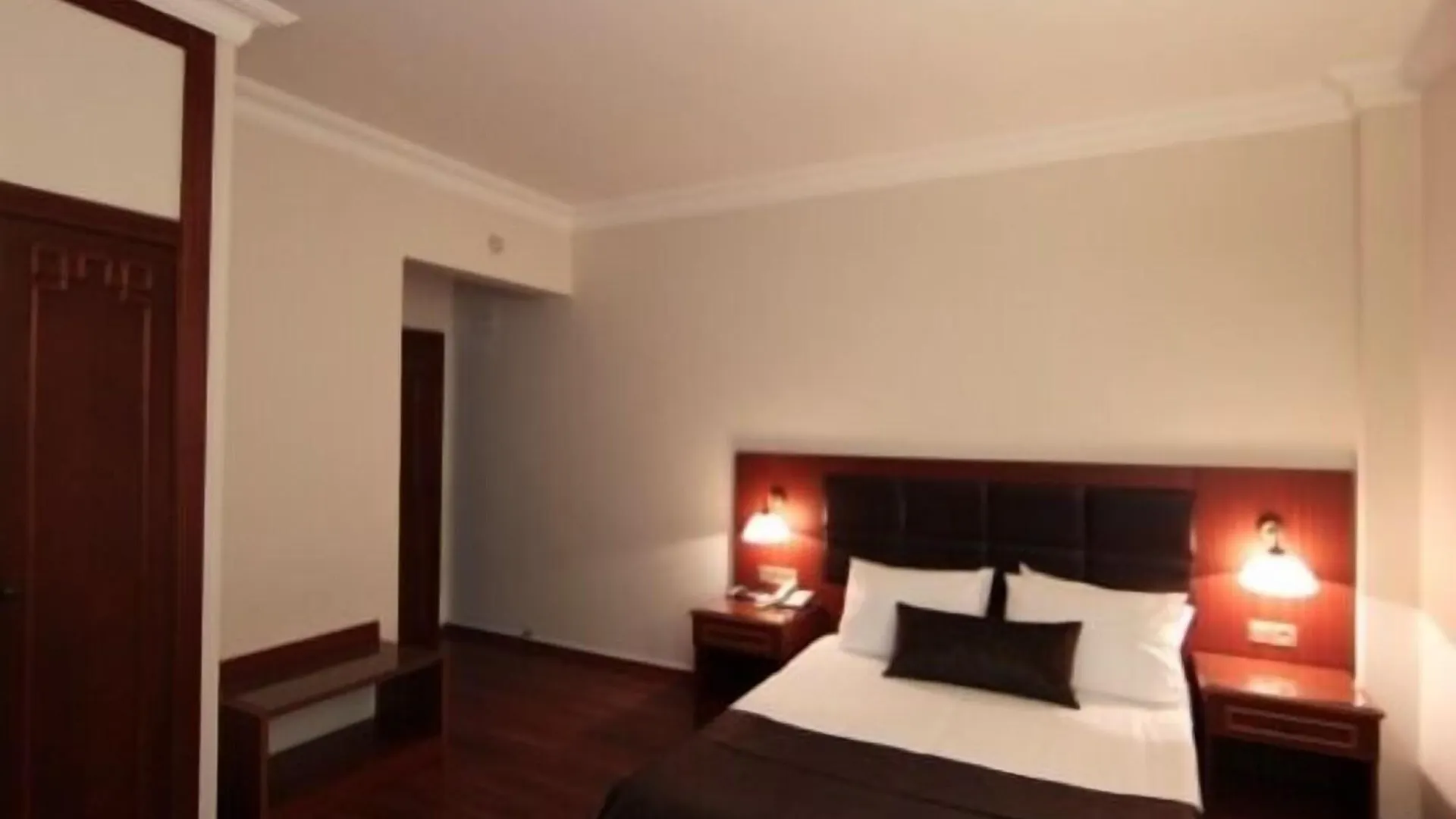 איסטמבול Vardar Palace Hotel - Special Category 3*,